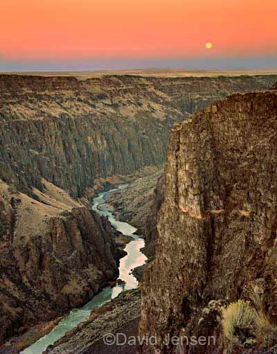 owyhee river moonset